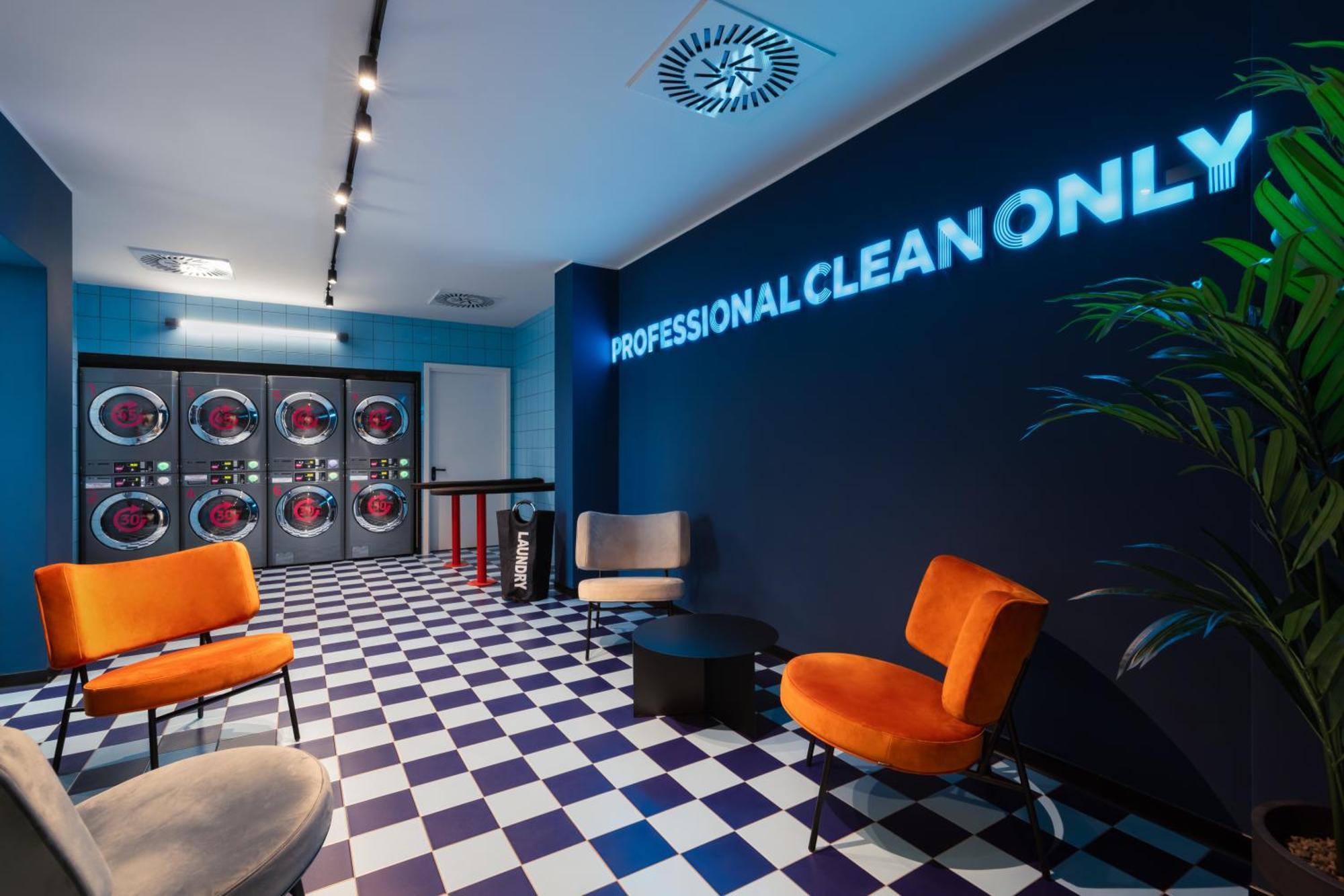 Hostel Cx Milan Nom Zewnętrze zdjęcie