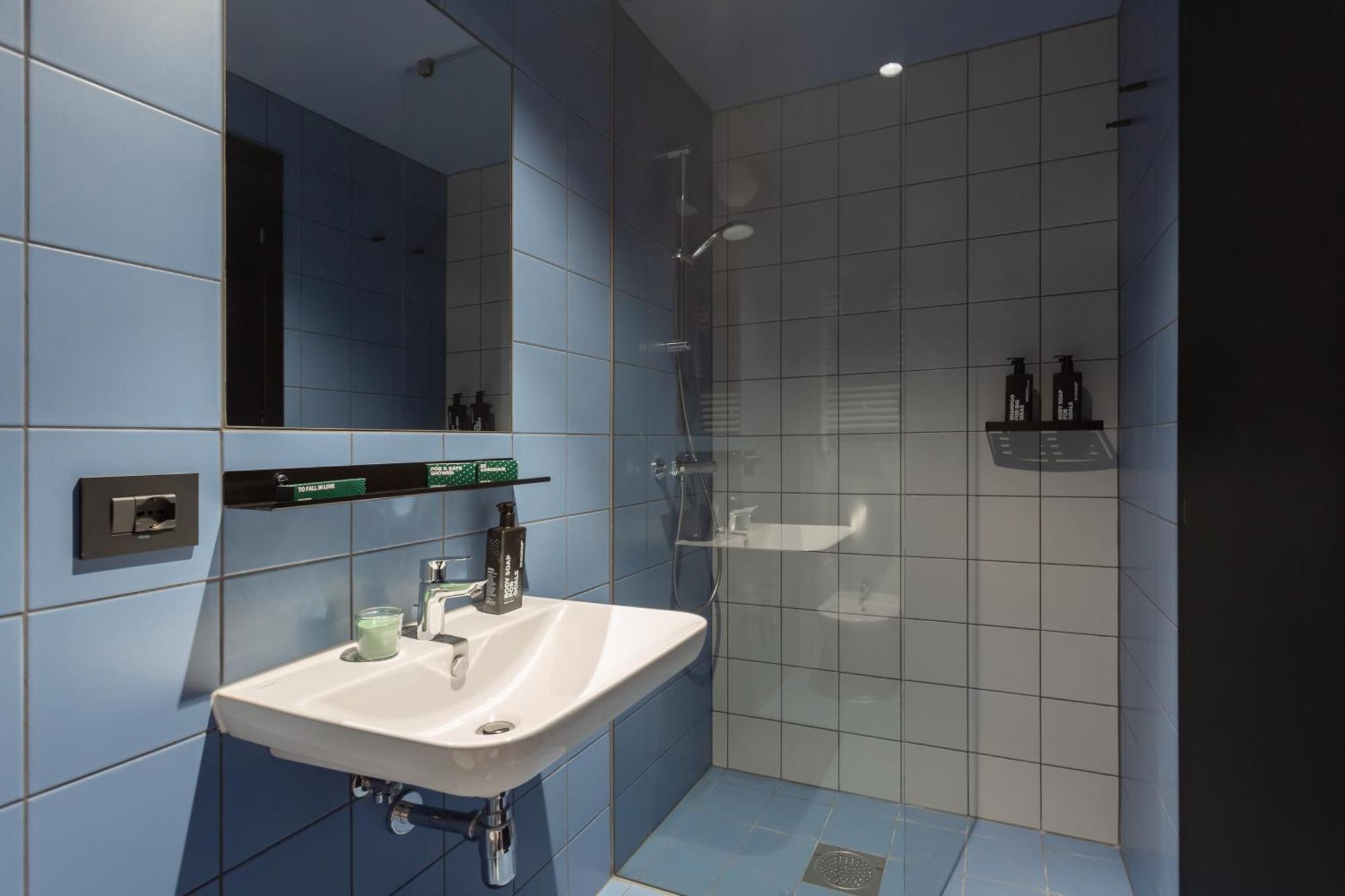 Hostel Cx Milan Nom Zewnętrze zdjęcie
